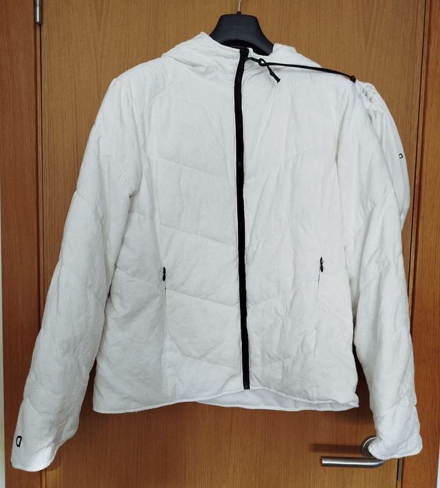 Chaqueta Desigual acolchada blanca
