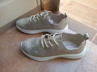 Zapatillas Doctor Cutillas Doradas Talla 39