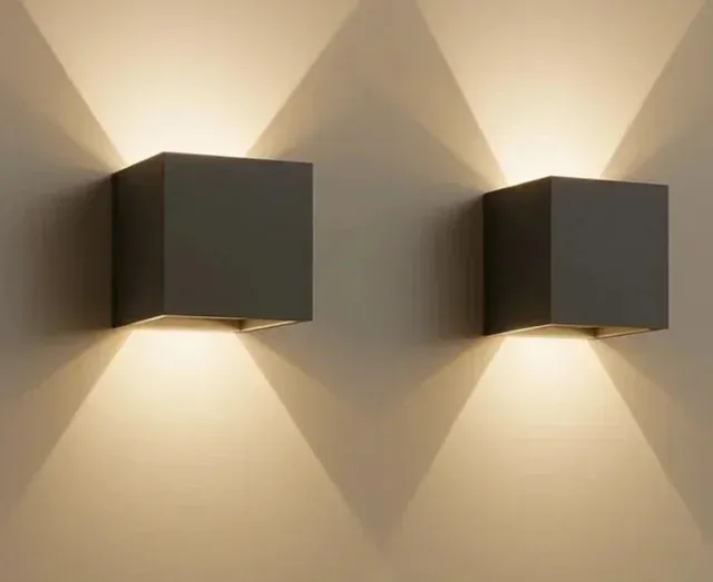 4 Lampade Applique Cubo Nere 3000K