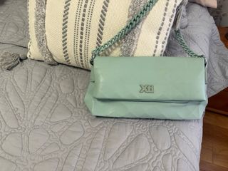 Bolso verde acolchado