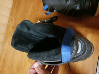 Botas de patinar sobre hielo Oxelo.