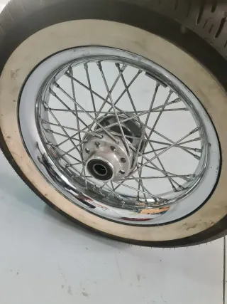 Ruedas delantera  y trasera Harley Davidson Softai