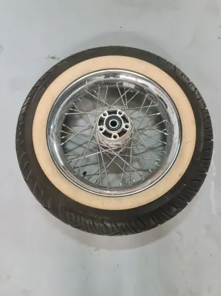 Ruedas delantera  y trasera Harley Davidson Softai