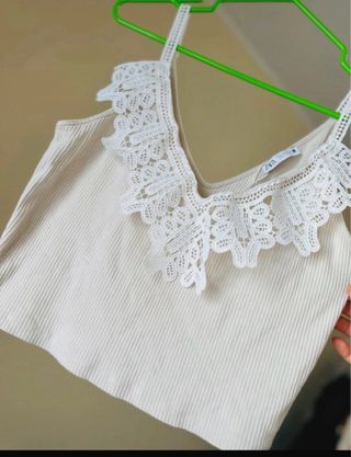 Top Zara Beige Encaje Talla M