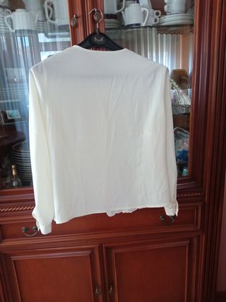 Camisa preciosa artesanía t 44