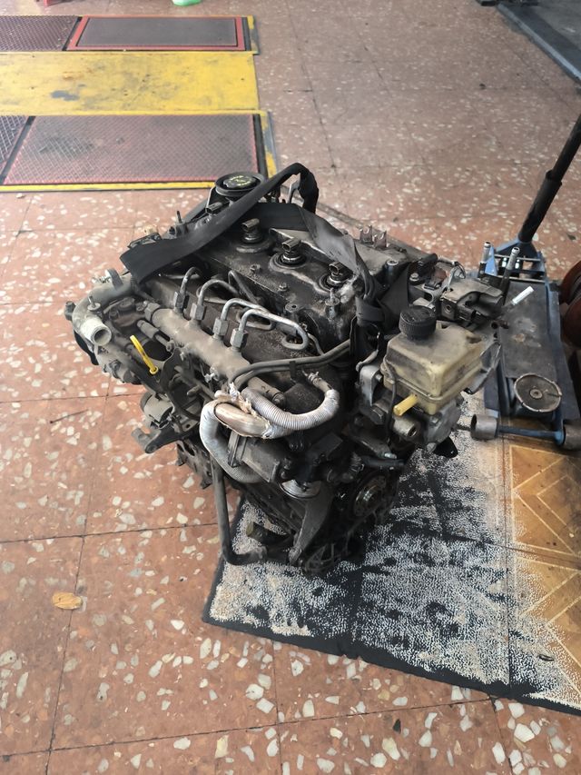 Despiece Motor Mazda RF7J