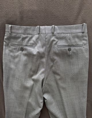 Traje gris de vestir, talla 54/46