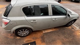 Opel Astra 2004