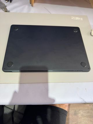 Apple MacBook Air M2 2022 8GB RAM negociable 