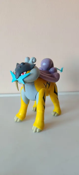 Figura Pokémon Raikou