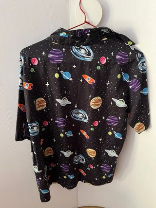 Camisa CHAmkpR Estampado Espacial Talla L