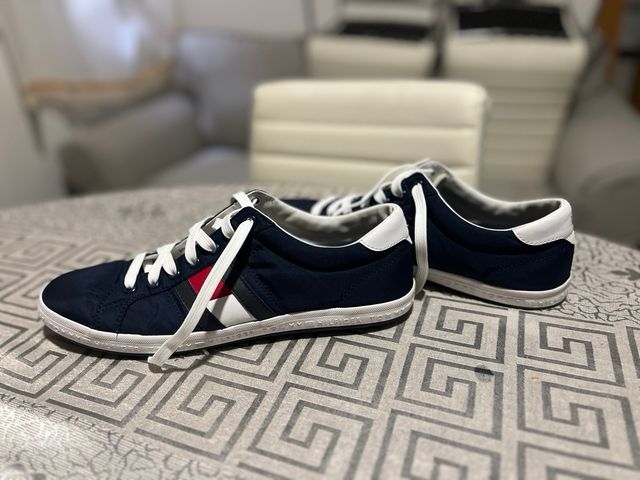 Zapatillas Tommy Hilfiger Azul Marino y Blanco