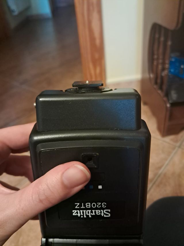 Flash para cámara negro