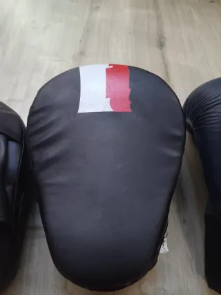 Guantes Boxeo Charlie + Manoplas + Vendas