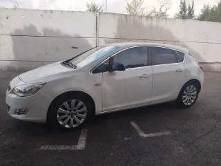 Opel Astra 2010