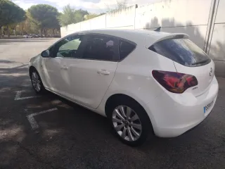 Opel Astra 2010