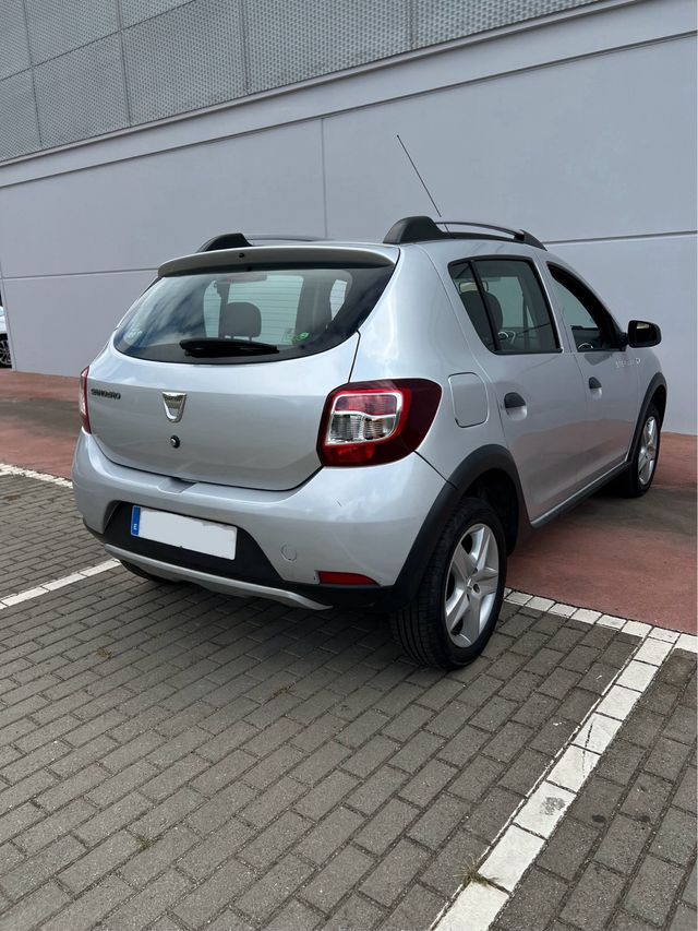 Dacia Sandero 2015