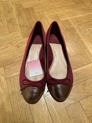 Manoletinas Stradivarius granate talla 41