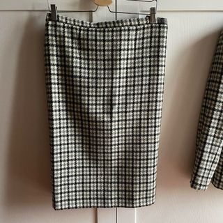 Completo tailleur giacca e gonna