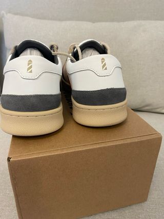 Zapatillas Morrison Beige y Blancas