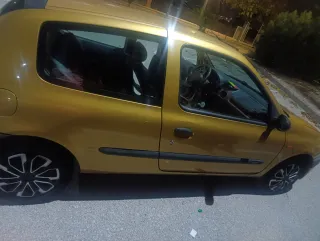 Renault Clio 1900 CDI con ITV recién pasada