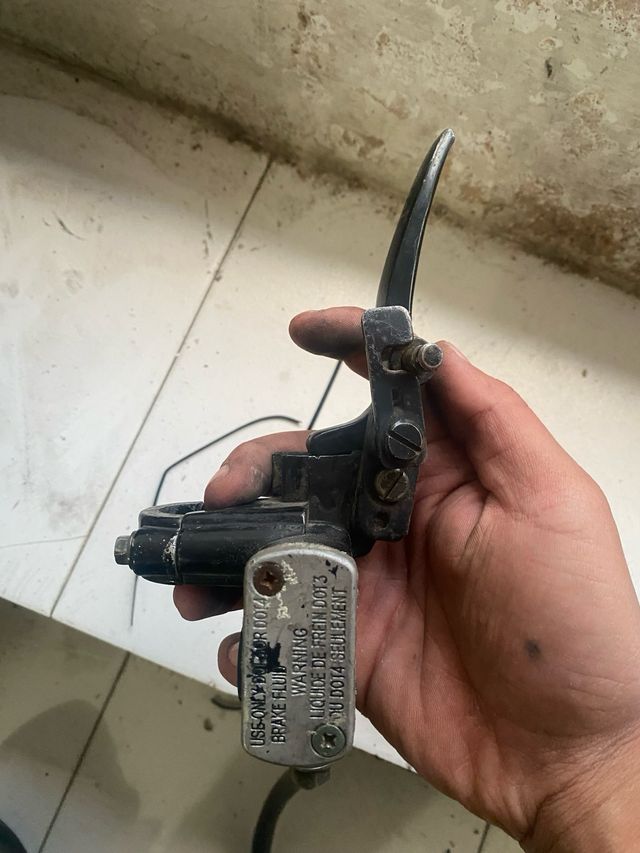 Frenos Pit Bike (Delantero y Trasero)