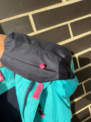 Mono de esquí infantil con capucha 98-104 sm 