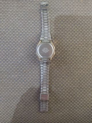 Reloj Casio A168 Dorado y Plateado