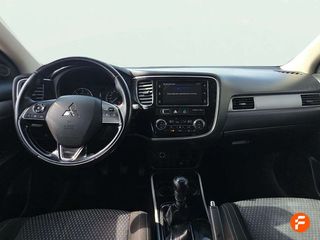 Mitsubishi Outlander 220 DI-D Motion 2WD 5 Plazas