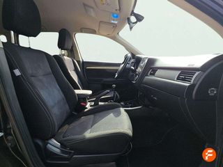 Mitsubishi Outlander 220 DI-D Motion 2WD 5 Plazas