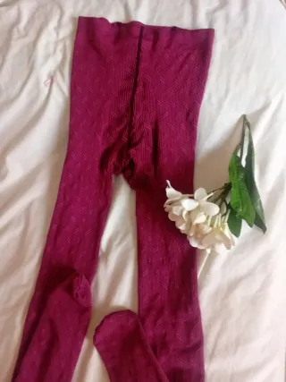 REGALO/Leotardos granates chicas/ talla M 38/40