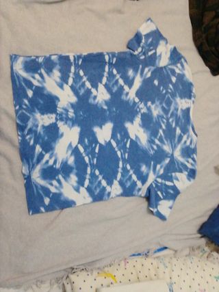 Camiseta Tie-Dye Azul y Blanca