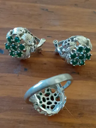 Conjunto Plata: Sortija y Pendientes Vintage