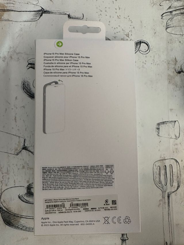 Funda iPhone 15 Pro Max Silicona MagSafe Negra