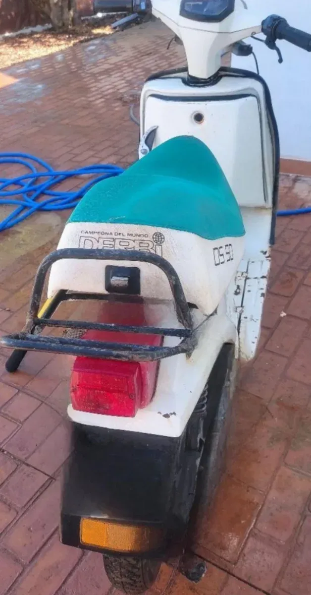 Derbi DS sin papeles.