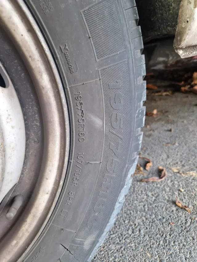 Llantas Mitsubishi / 5x114,3 / R16