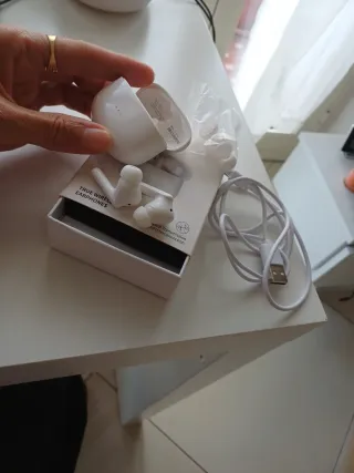 Auricolari Bluetooth bianchi compatibili