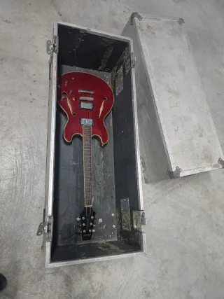 Cajón Hard Case con ruedas