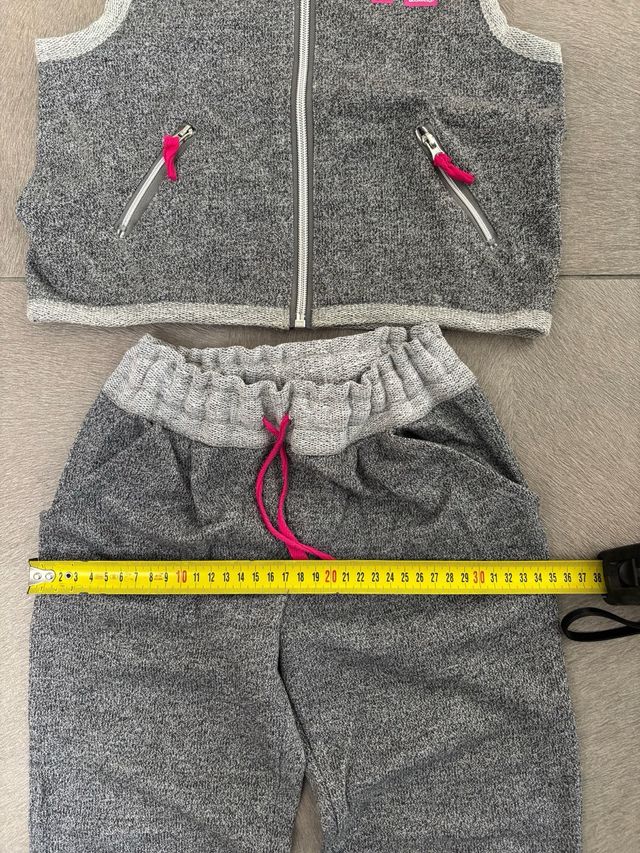 Conjunto chaleco y pantalón chándal niña T8-10