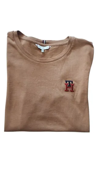 Camiseta Tommy Hilfiger Talla M Nueva