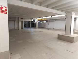 Local comercial en venta en Almacelles
