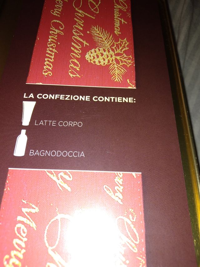 Bagnoschiuma, crema corpo e candela al cioccolato 