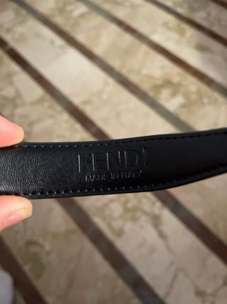 Cinturón Fendi Negro y Dorado