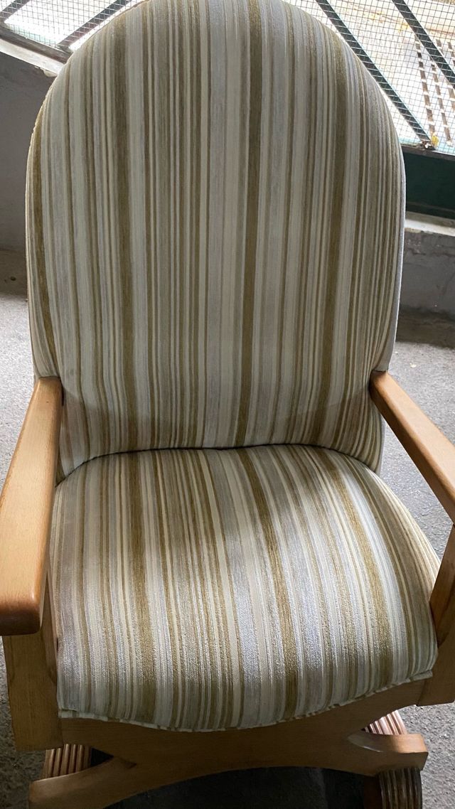 Par de Butacas Tapizadas