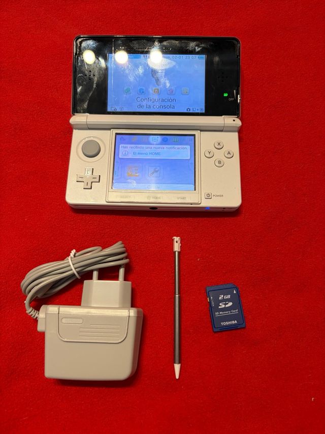 Nintendo 3DS Blanca + Accesorios