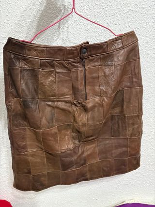 Falda de cuero marrón patchwork