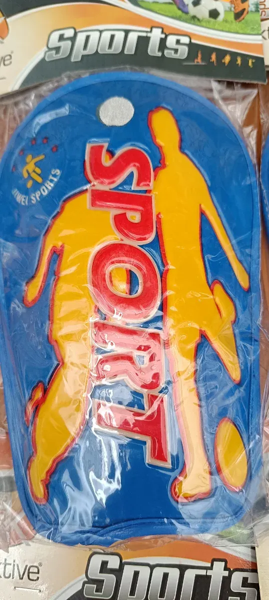 LIQUIDACION  Pack 8 pares espinilleras deportivas