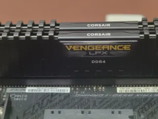 B550-I - R5 3600X - 16 GB 3200