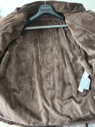 Chaqueta Zara Man acolchada marrón