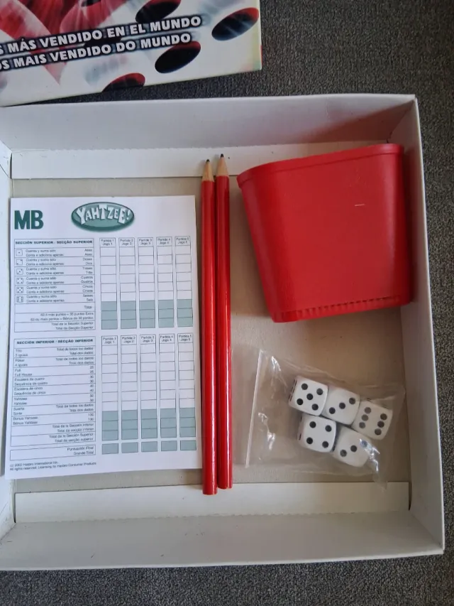 Juego de mesa YAHTZEE!
